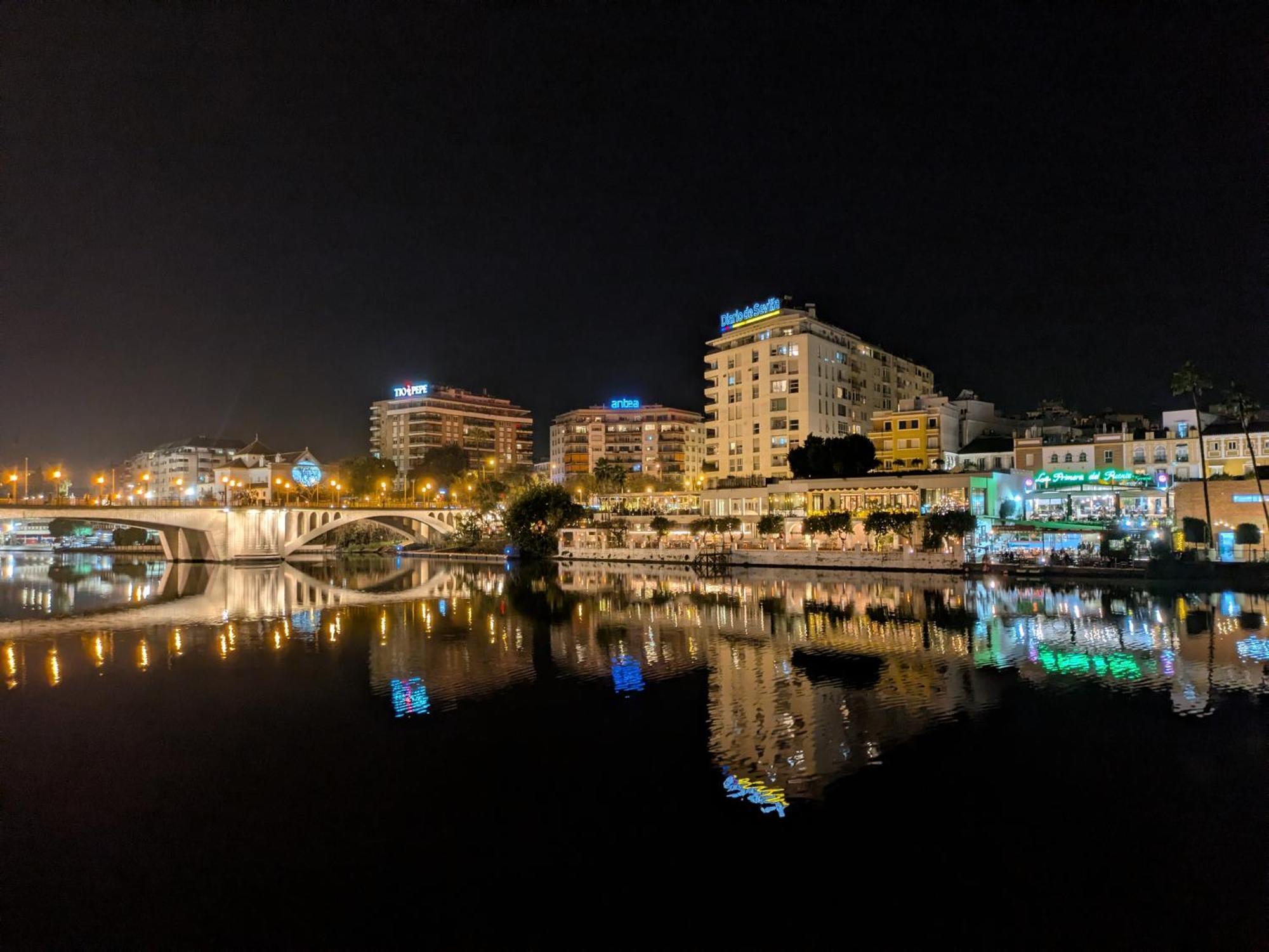 Sunterrace Loft-Triana'S Star, 10' From City Center! إشبيلية المظهر الخارجي الصورة